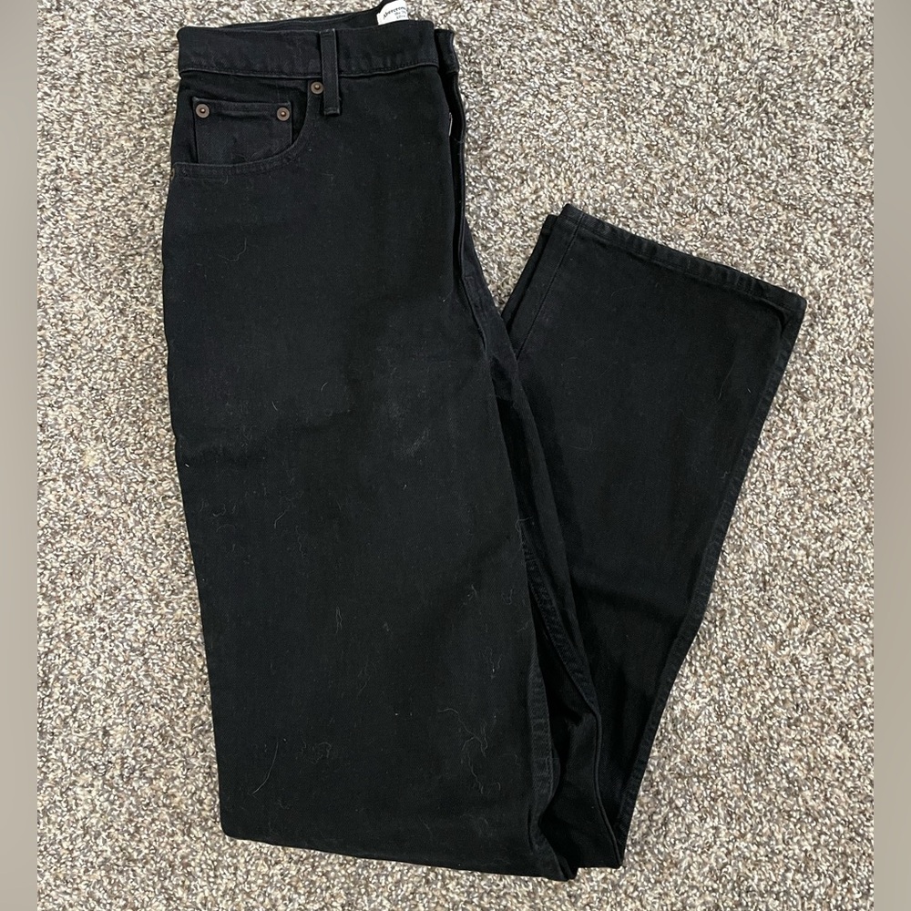 Abercrombie Women’s Ultra High Rise 90s Straight Jean